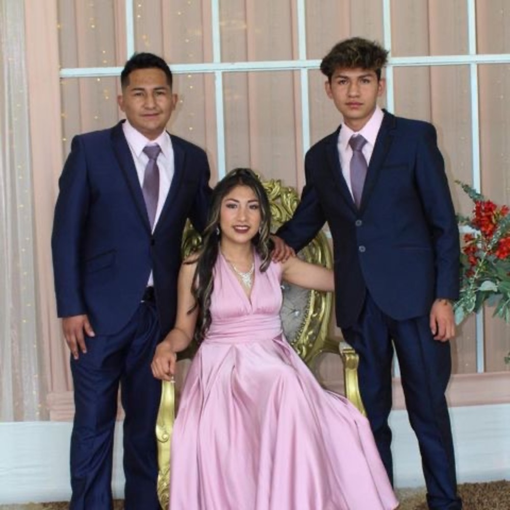 Meet your Posher, Daniela